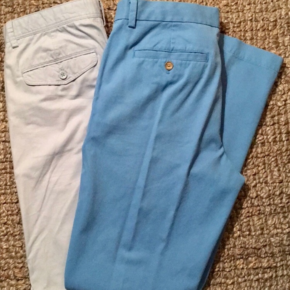 2 Pairs of Banana Republic Aiden Chinos (33x34)